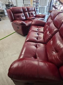 Burgundy sectional loveseat