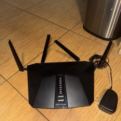 Nighthawk Ax6 Ac6200 6- Stream WiFi 