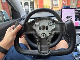 Tesla model 3/y yoke steering wheel