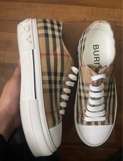 Bb converse