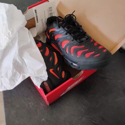 Men's Nike Air Max Drift Volcano 9.5 Size