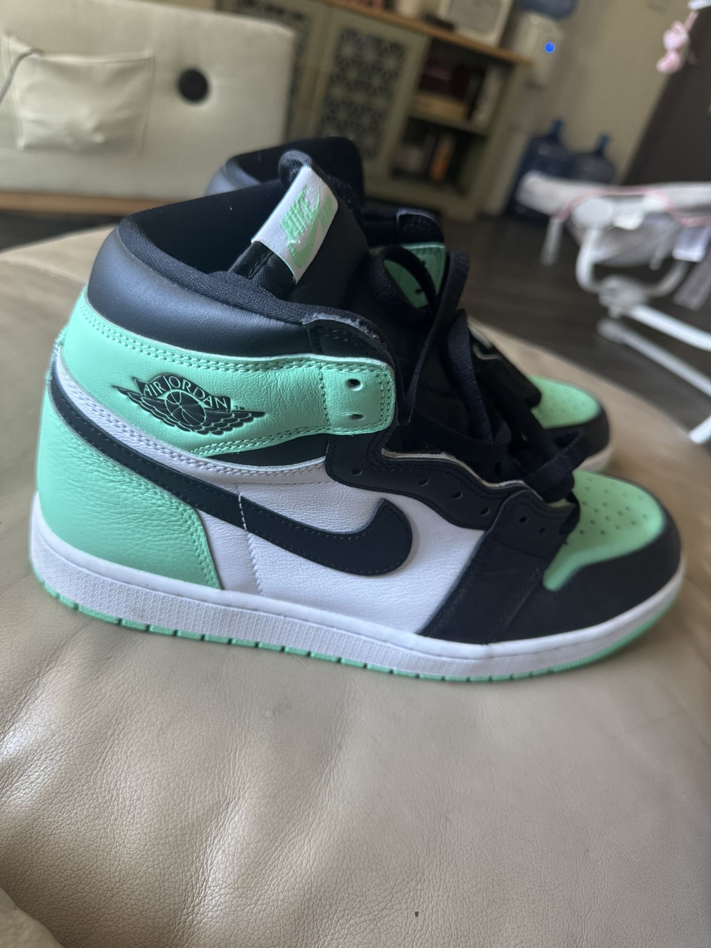 Jordan 1s (brand new)