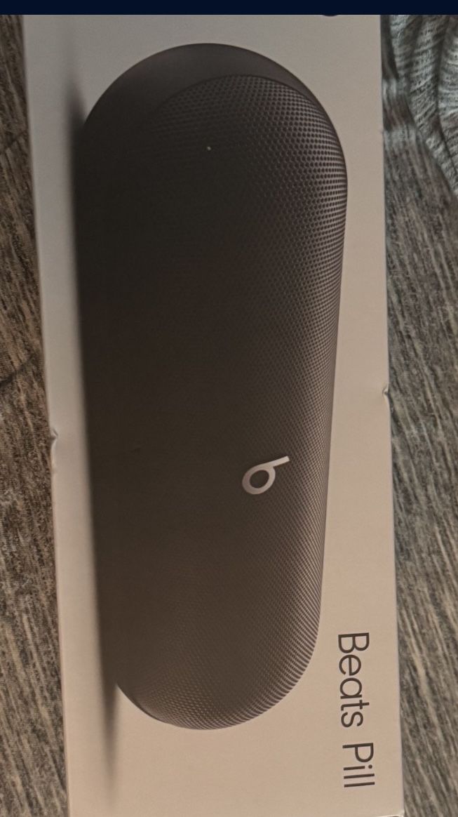 Beats Pill
