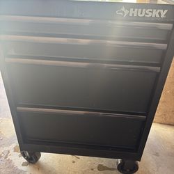 Husky tool box