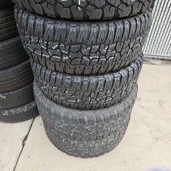 Pair 255/65/17 Kenda 