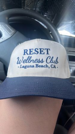 Hat for sale