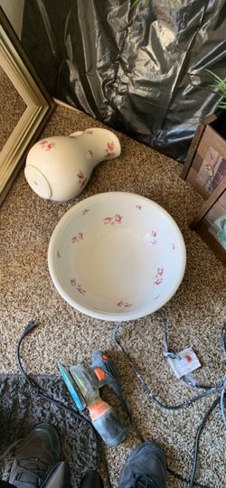 vintage pitcher And Wash Bowl 