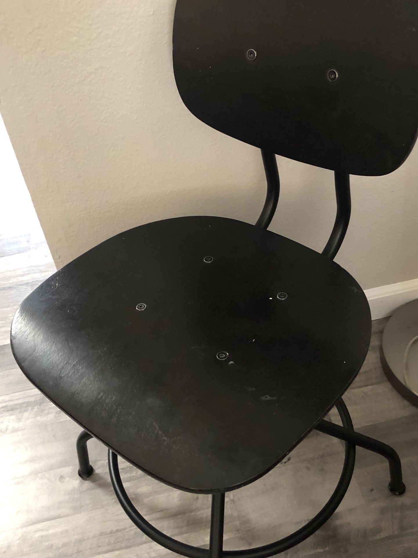 Black Desk Chair