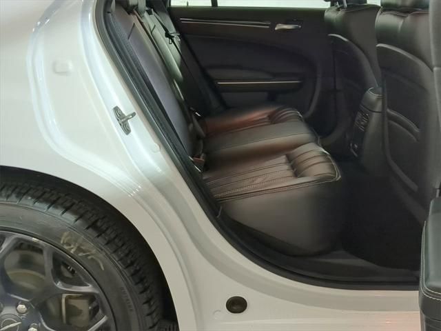 2020 Chrysler 300