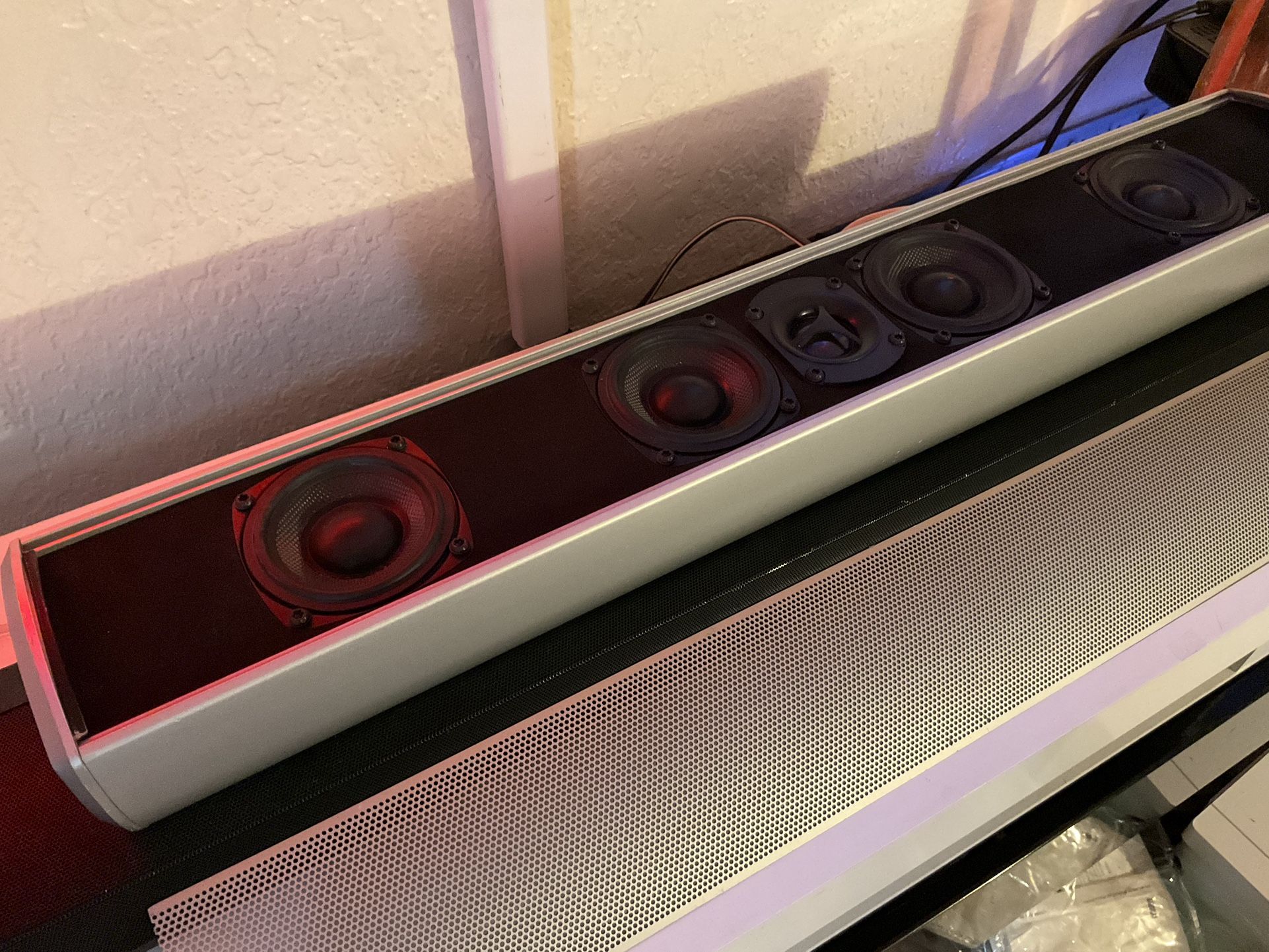 Pinnacle Quantum Plasma 5 satellite speaker
