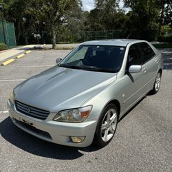 2001 Toyota Altezza 