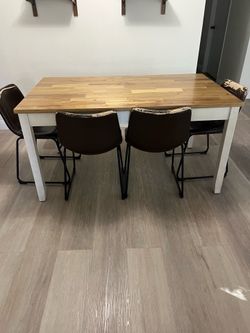 Dinner Table & Chairs