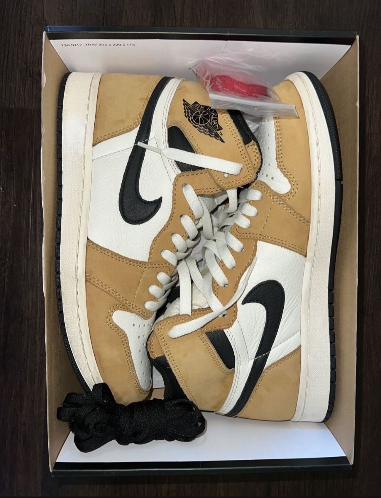 Jordan 1 & Jordan 4 Size 9.5 & 10