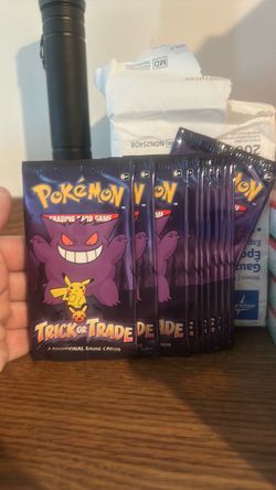 Pokémon trick or trade packs