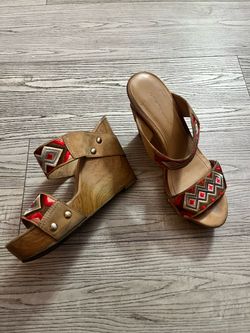 Shoes 7.5