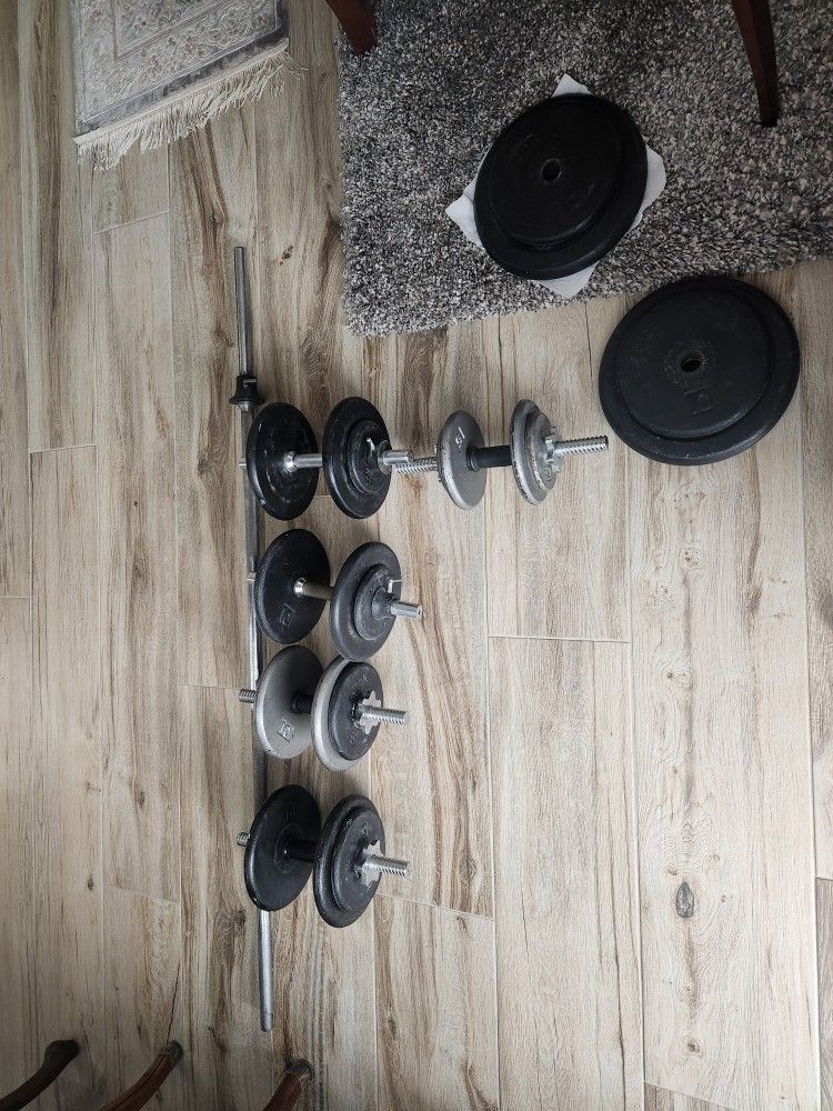 Free Weights Set With Bars