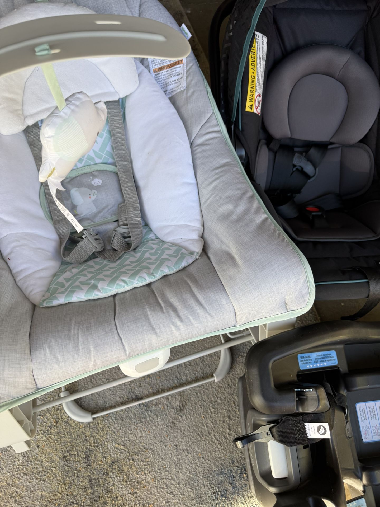 Car Seat & Baby Rocking Chair 