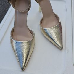 Gold Shoes Size 37