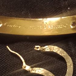 " Melted Silver jewelry Turned Into, dark gray ball" ( Is 999 Of Silver And The Weight Is About 9 In Half o'z,s ( Gold SCRAP, /  Of 18 -k,