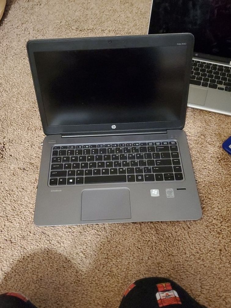 HP Folio 1040 Laptop