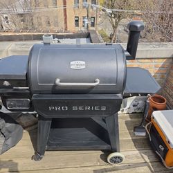 Pit Boss 850 Wood Pellet Grill Pro Series