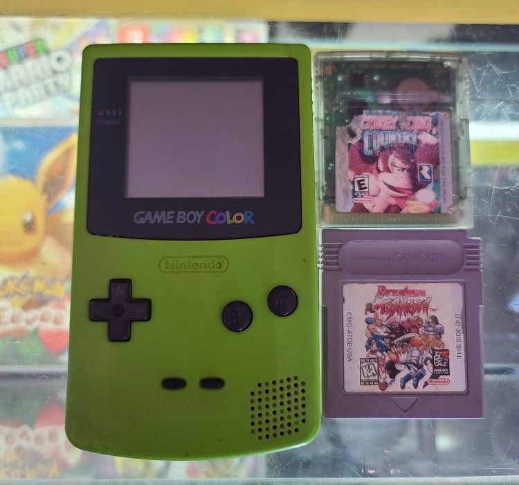 Gameboy Color + 2 Games