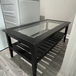 BLACK WOOD/GLASS COFFEE TABLE