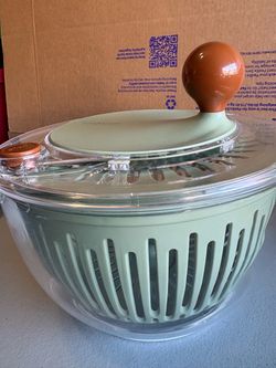 Salad Spinner with Clear Bowl