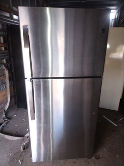 Whirlpool Refrigerator 
