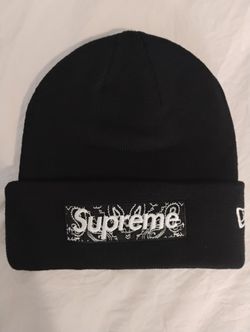 Supreme New Era Bandana Box Logo Beanie in black