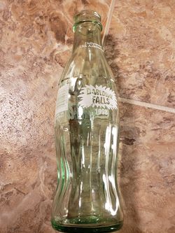 Vintage 1998 Dollywood 13th Anniversary Coca Cola Bottle Dare Devil Falls