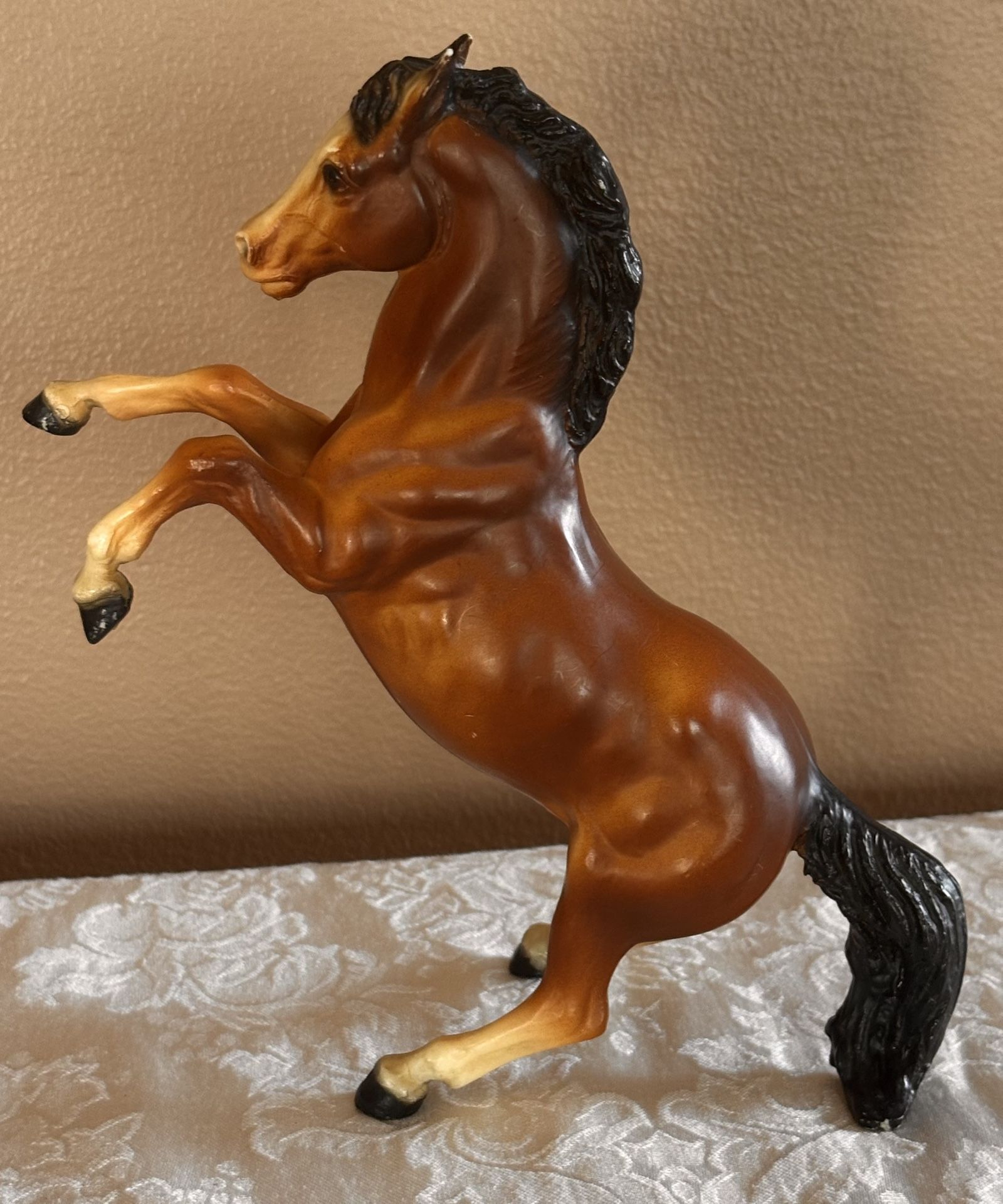 Vintage Breyer Horse – “The Rearing Stallion” (#185 Bay)🐴Read Full Description Below🐴