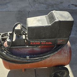 Craftsman 4.5 Hp 20 Gallon Compressor $125