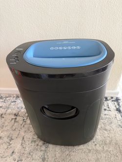 Paper sheets Shredder