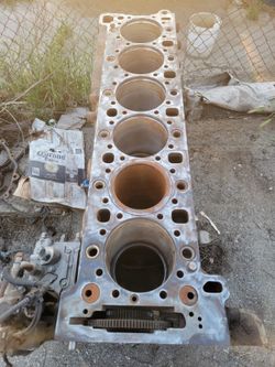 Cylinder Block And Camshaft 
