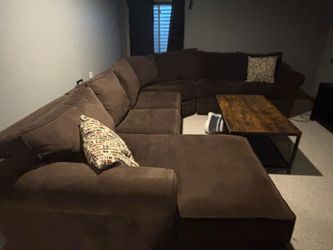 Avanti Sectional