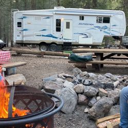 Stunning And Well Built HR Alumascape 5th Wheel