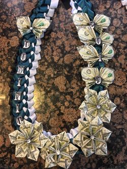 Graduation leis