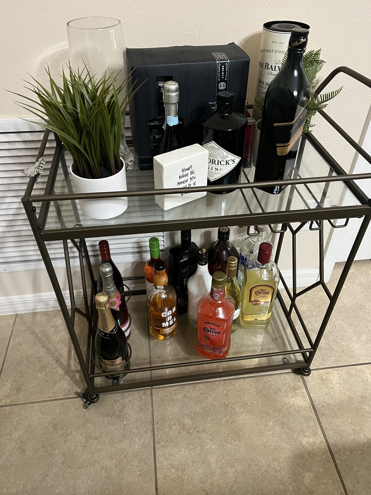 Bar Cart, Home Bar Serving Cart, Wine Cart with 2 Mirrored Shelves, Wine Holders, Glass Holders, for Kitchen, Dining Room
