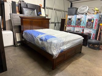Queen Storage Bed Frame with Headboard