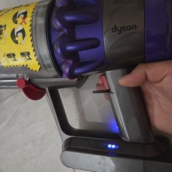 Dyson  Cyclone V10 Vaccum Cleaner