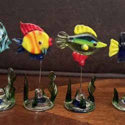 Art glass fish on Fixed Wire Lot - 4 Items 