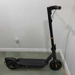 Segway Max G2 Electric Scooter Used Like New