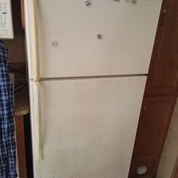 Refrigerator