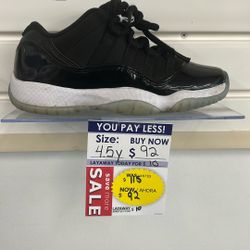Jordan 11 Retro Low Space Jams Size 4.5y