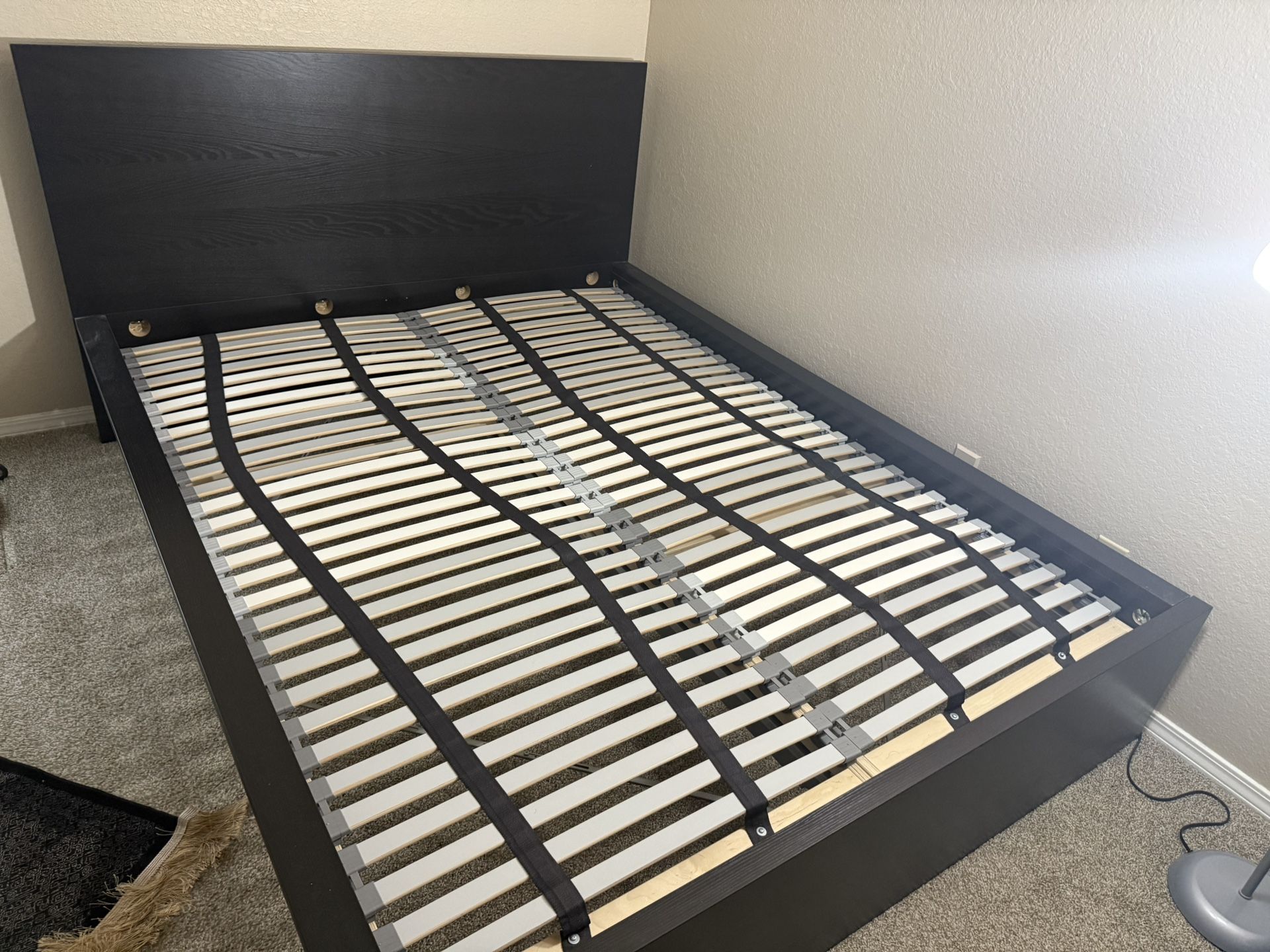 Queen size Ikea bed frame with a bed base- Add 10$ for the mattress!