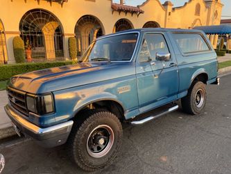 1988 Ford Bronco 5.0L V8 Automatic (clean title w tags)