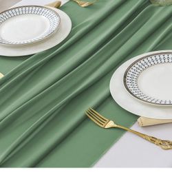 Sage Green Table Runner (15 Pack)
