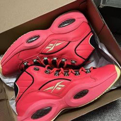 Size 10 Hot Ones Reeboks 