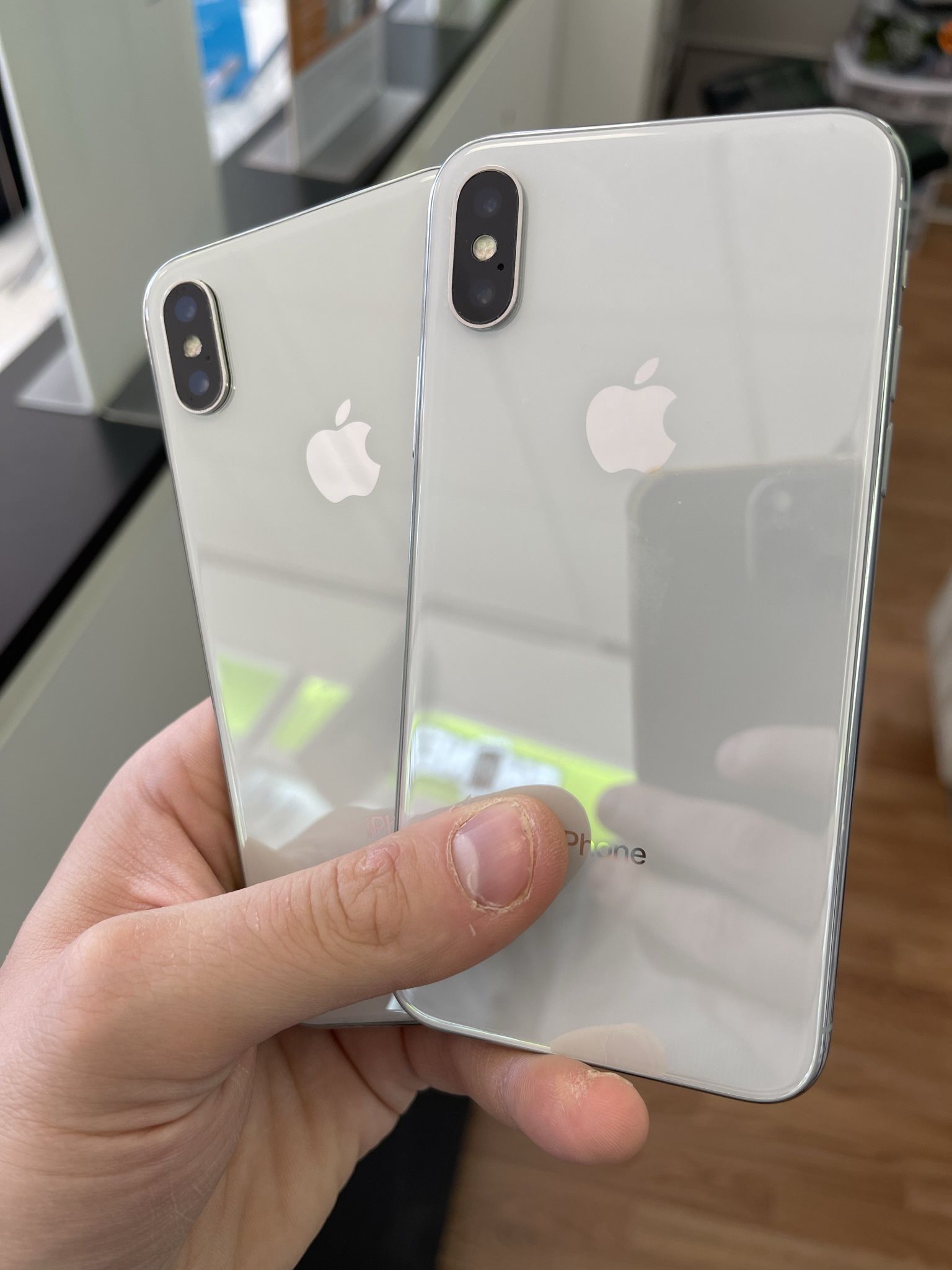 Unlocked iPhone X 64GB Silver